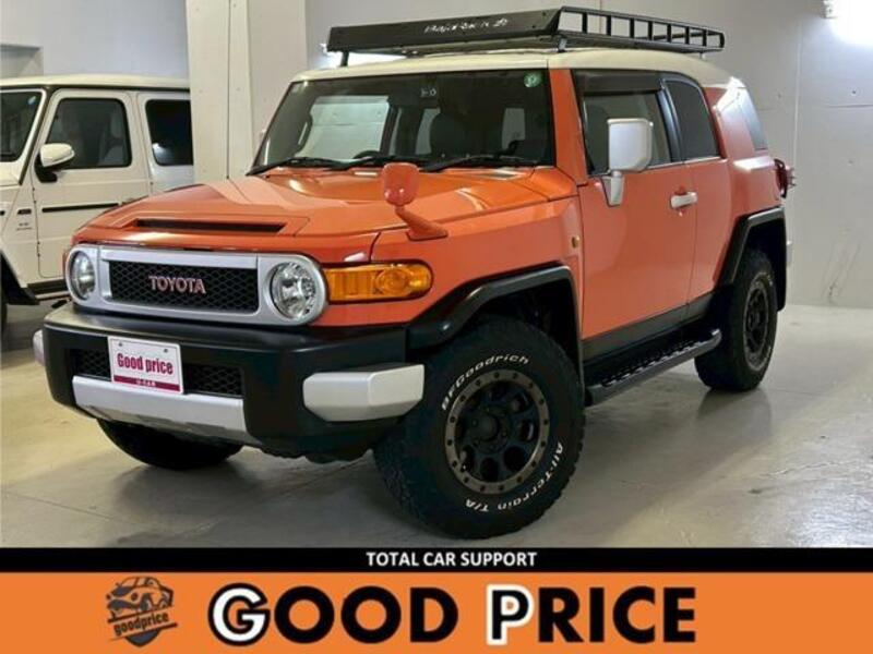 TOYOTA FJ CRUISER