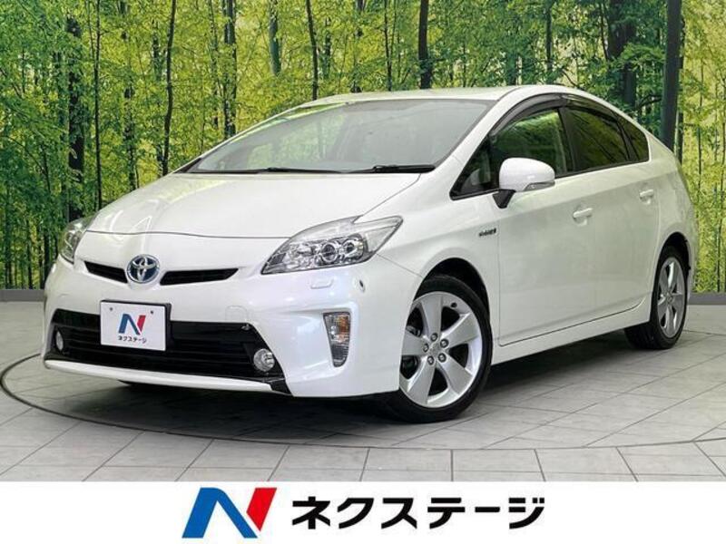 TOYOTA PRIUS