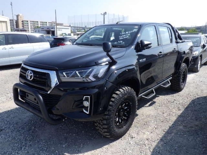 TOYOTA HILUX