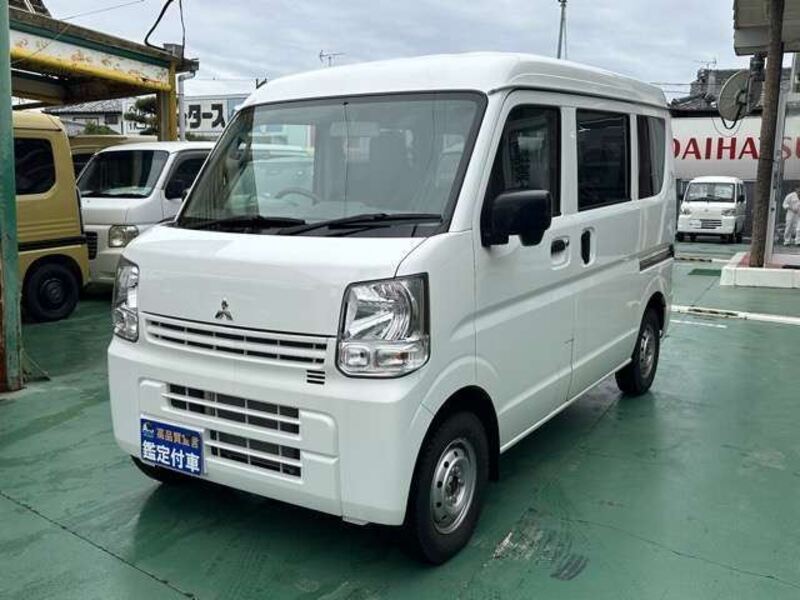 MITSUBISHI MINICAB VAN