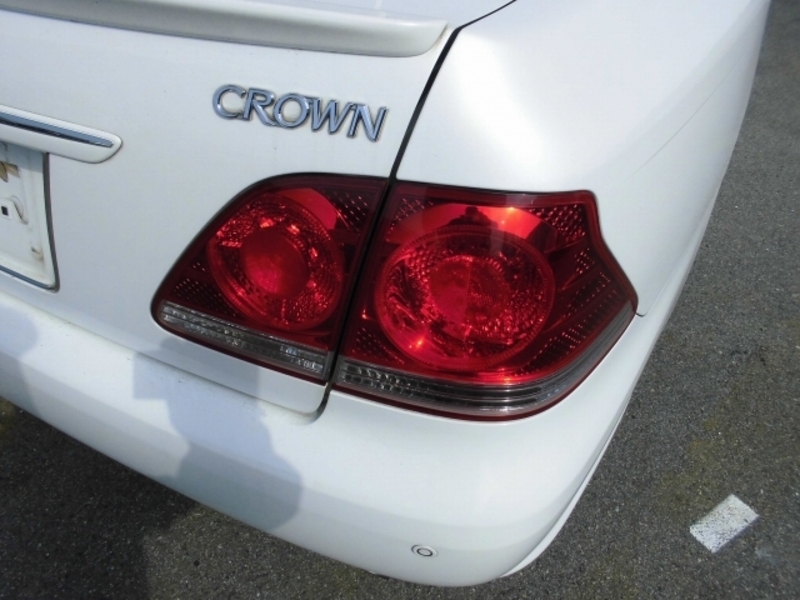 CROWN