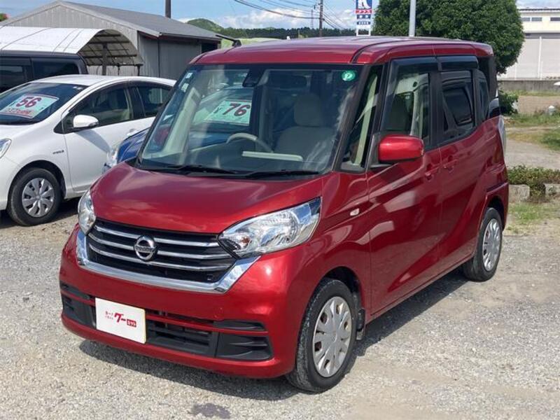 NISSAN DAYZ ROOX