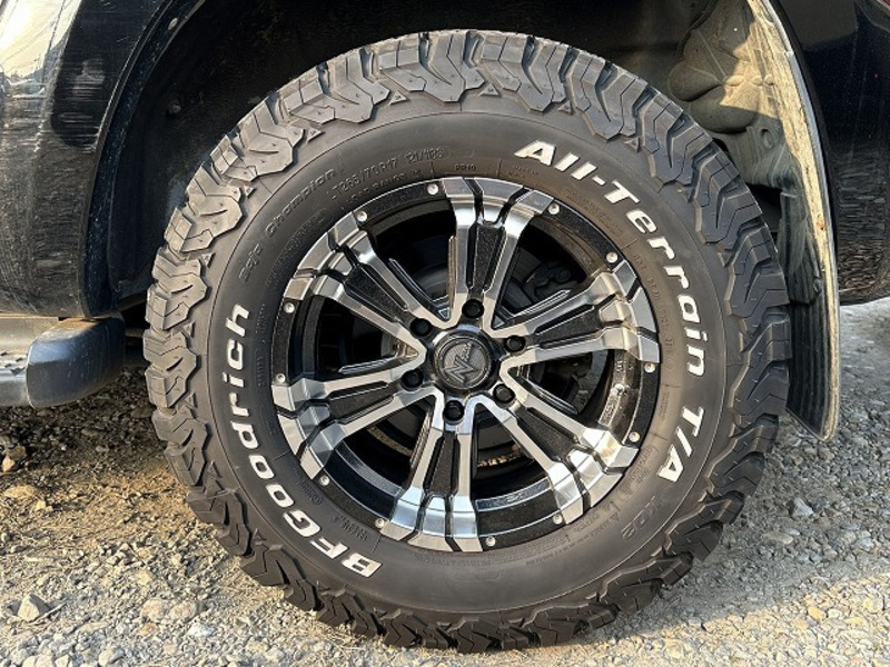 HILUX SURF