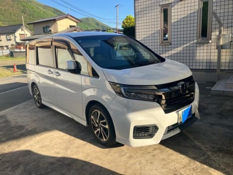HONDA STEPWAGON SPADA