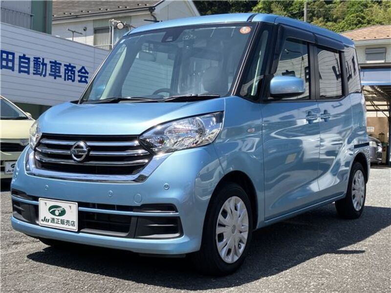 NISSAN ROOX