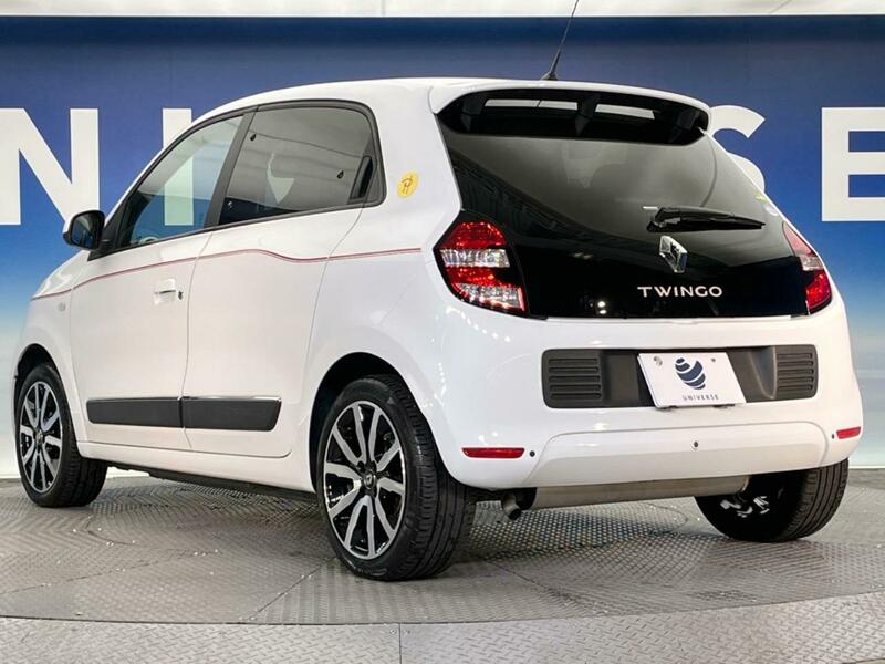 TWINGO