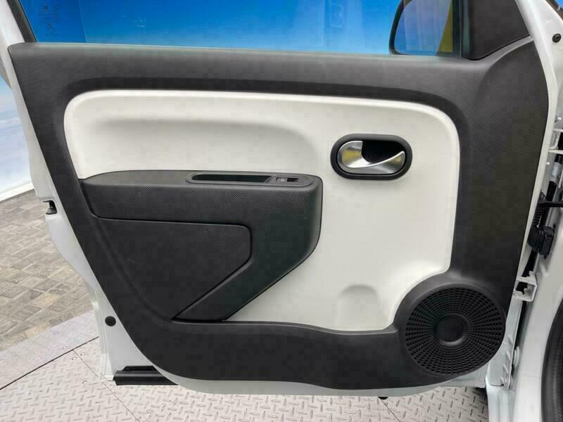 TWINGO