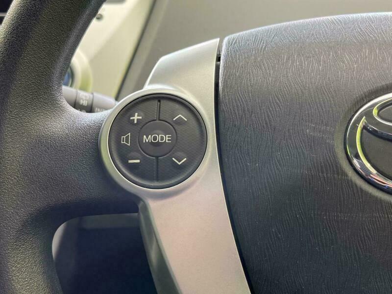 PRIUS ALPHA