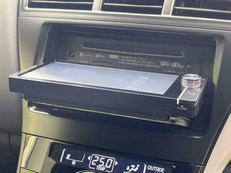 PRIUS ALPHA