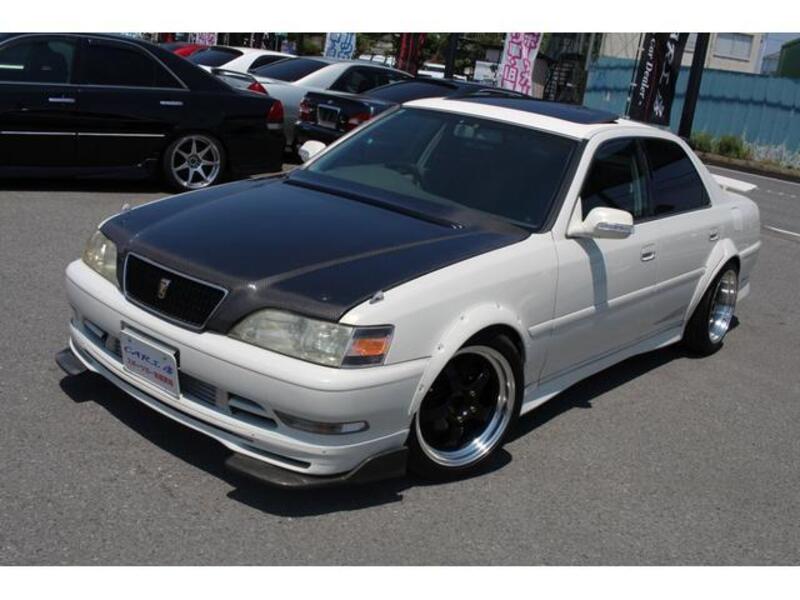TOYOTA CRESTA