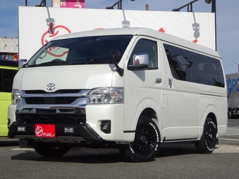 TOYOTA HIACE WAGON