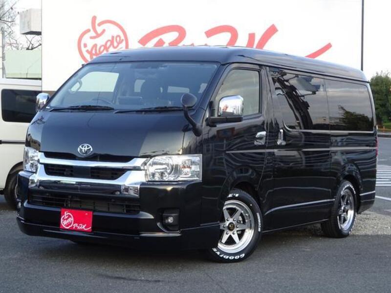 TOYOTA HIACE WAGON