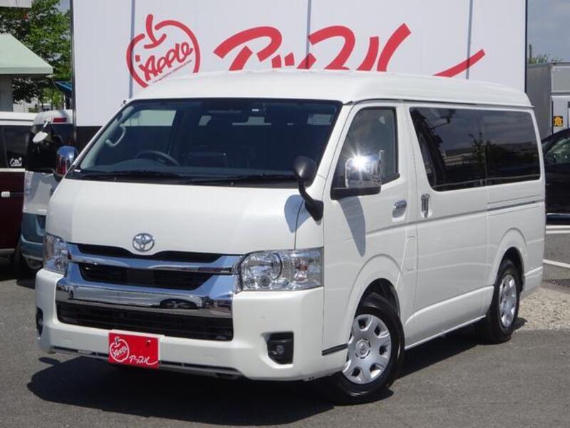 TOYOTA HIACE WAGON