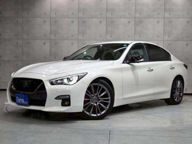NISSAN SKYLINE