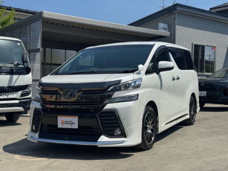 TOYOTA VELLFIRE