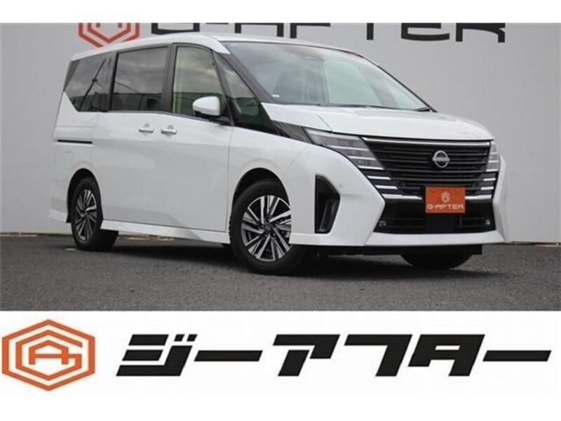 NISSAN SERENA