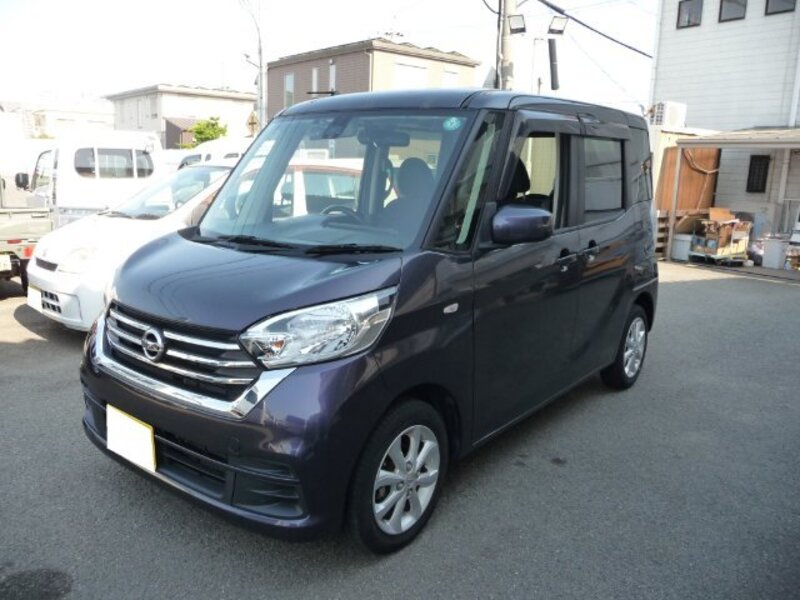 NISSAN DAYZ ROOX