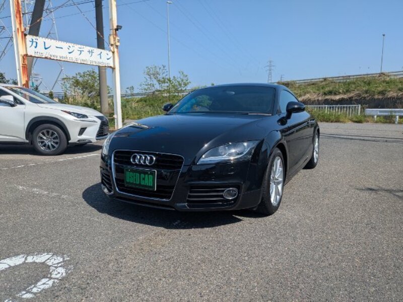 AUDI TT