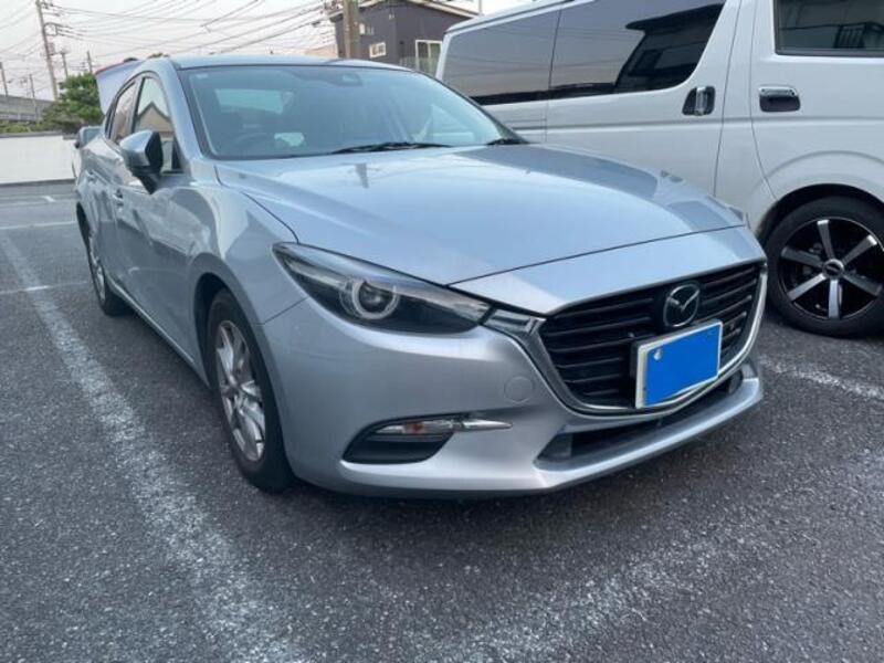 MAZDA AXELA