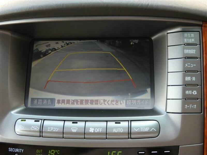 LAND CRUISER