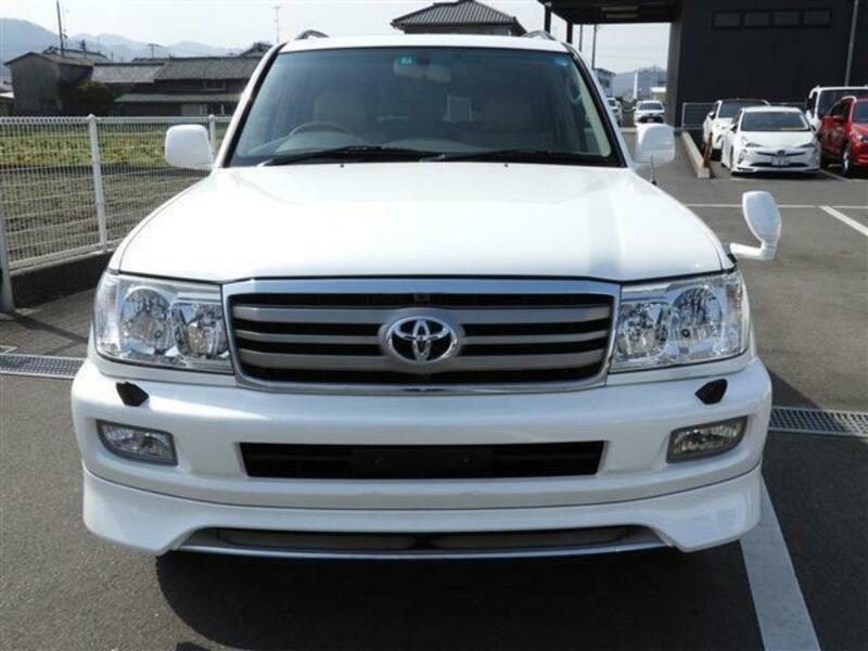 LAND CRUISER