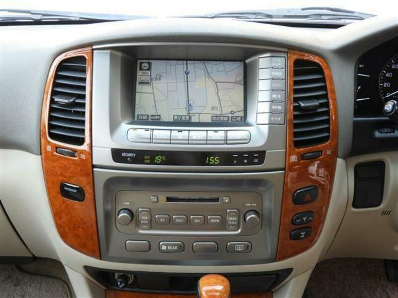 LAND CRUISER