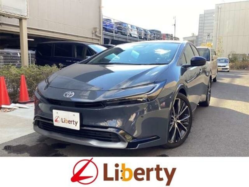 TOYOTA PRIUS