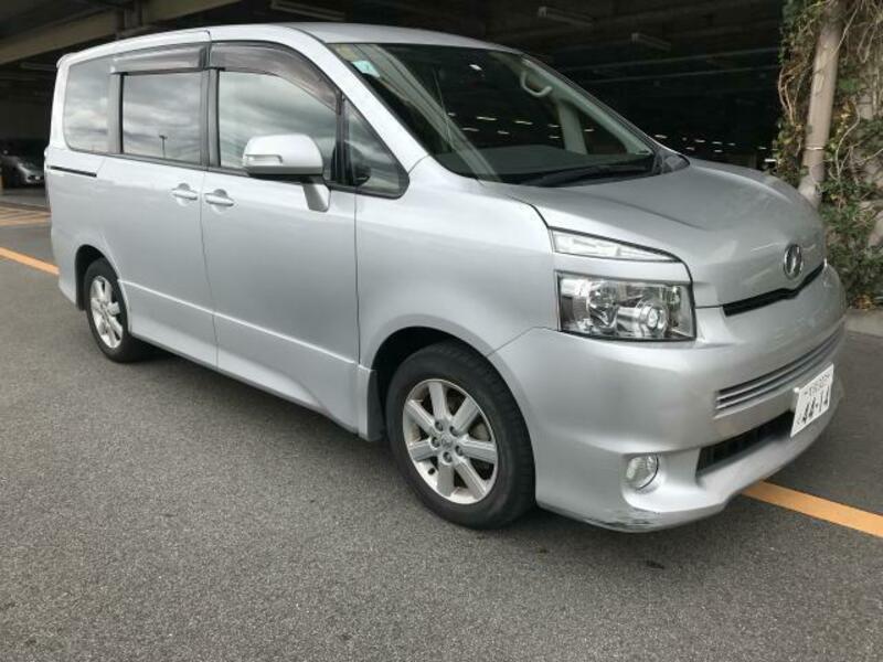 Used 2008 TOYOTA VOXY DBA-ZRR70W | SBI Motor Japan