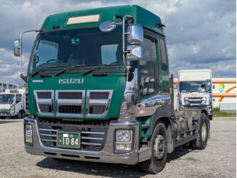 ISUZU GIGA