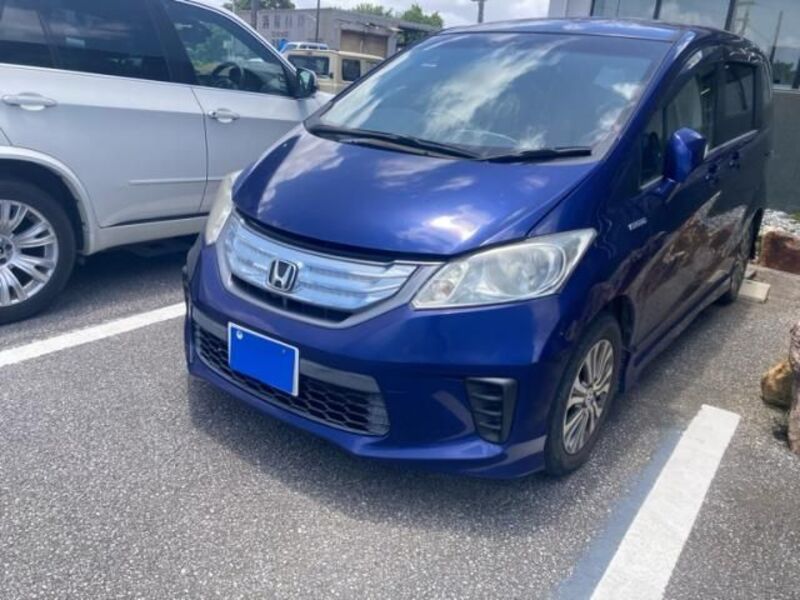 HONDA FREED HYBRID