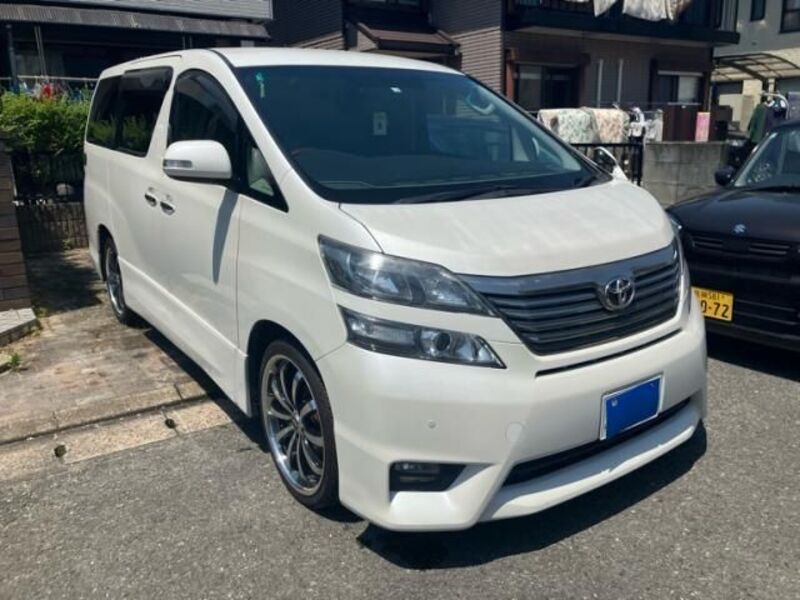 TOYOTA VELLFIRE