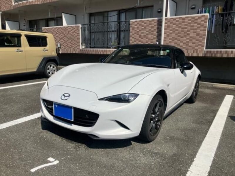 MAZDA ROADSTER