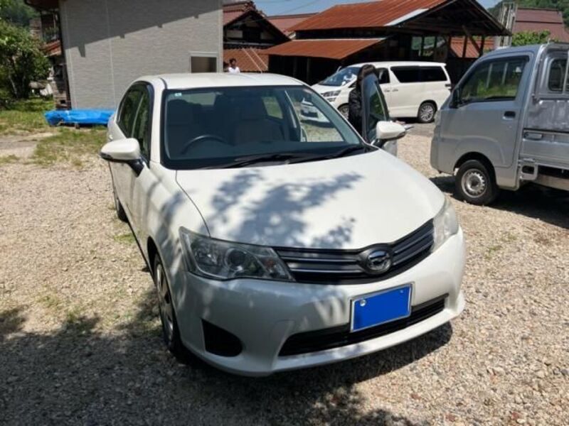 TOYOTA COROLLA AXIO