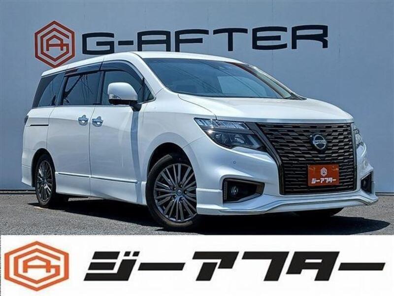 NISSAN ELGRAND