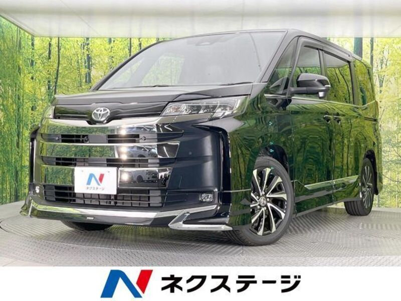 TOYOTA NOAH