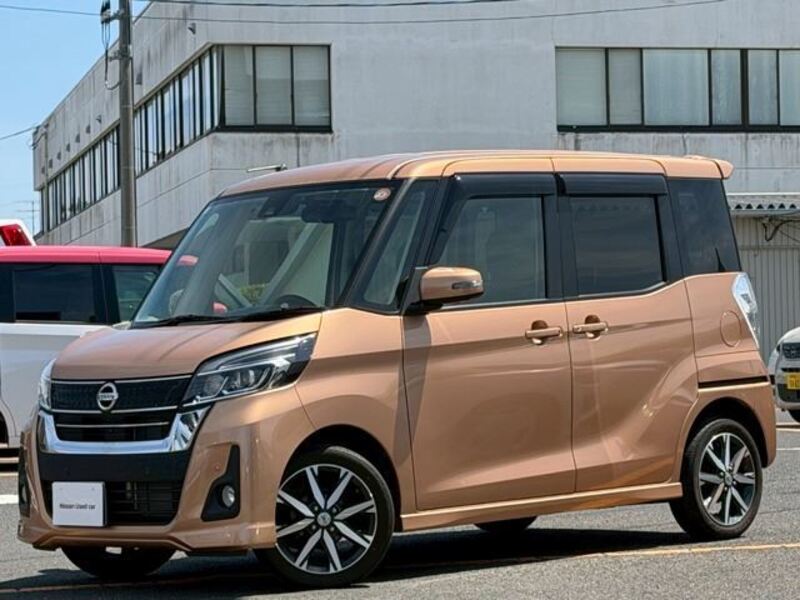 NISSAN DAYZ ROOX