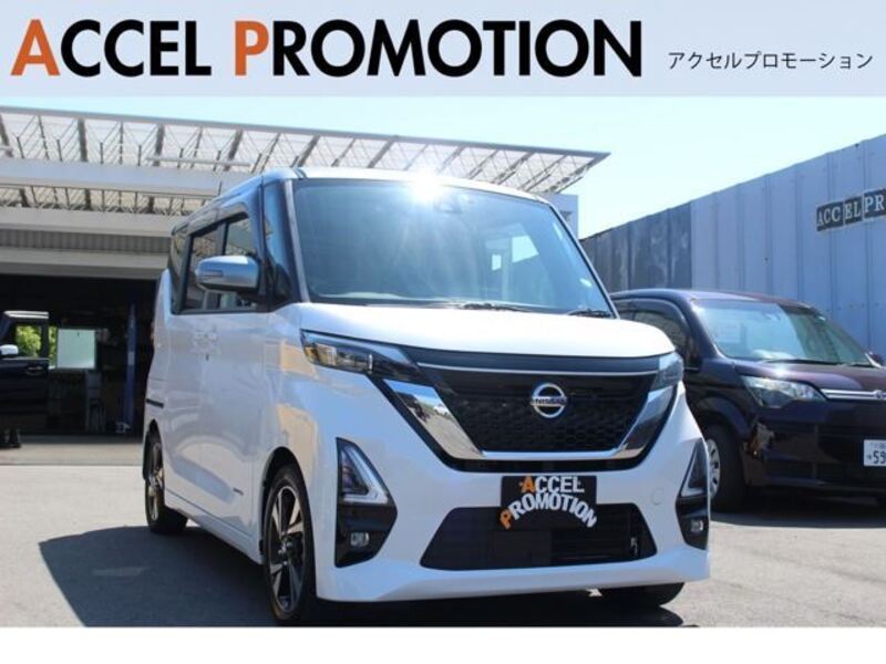 NISSAN ROOX
