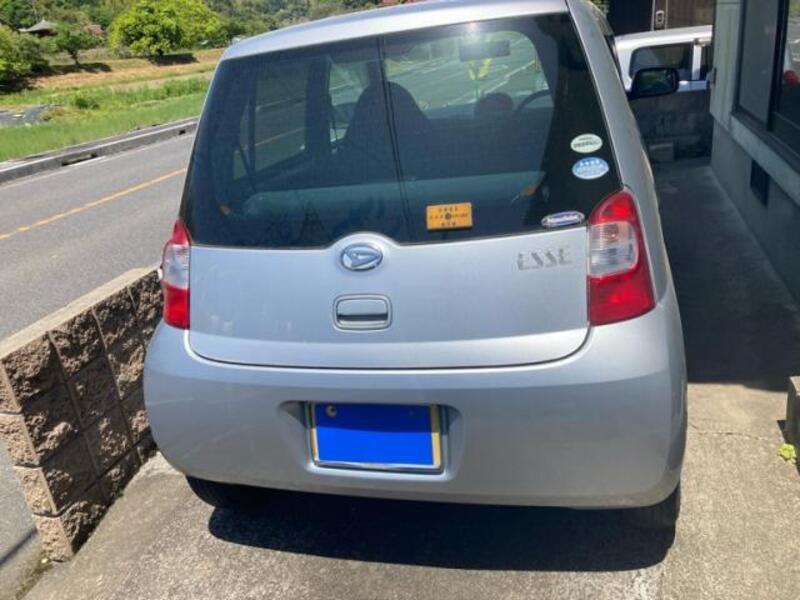 DAIHATSU ESSE