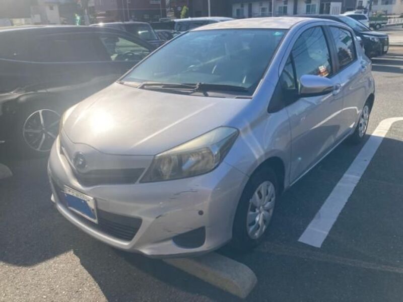 TOYOTA VITZ