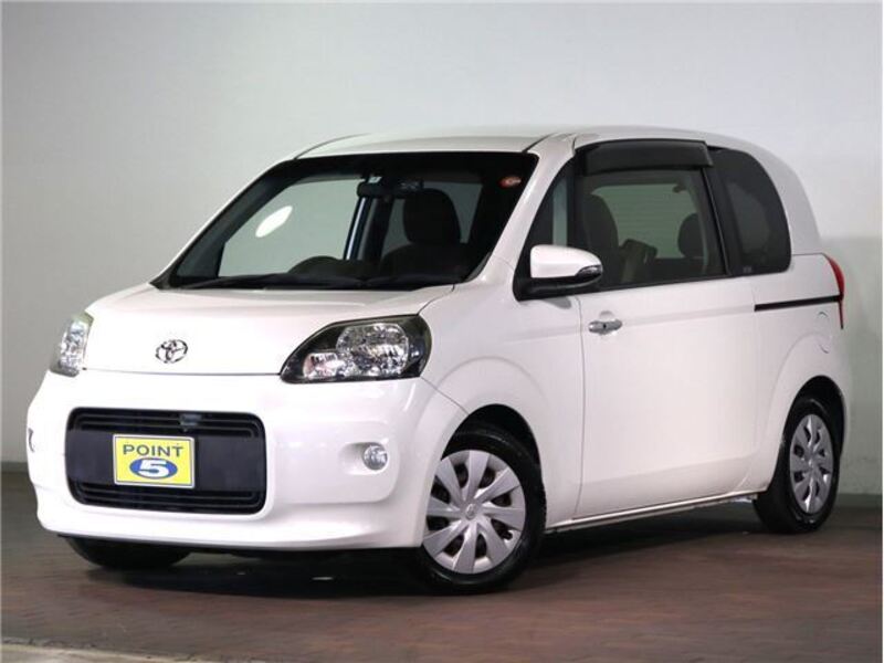 TOYOTA PORTE