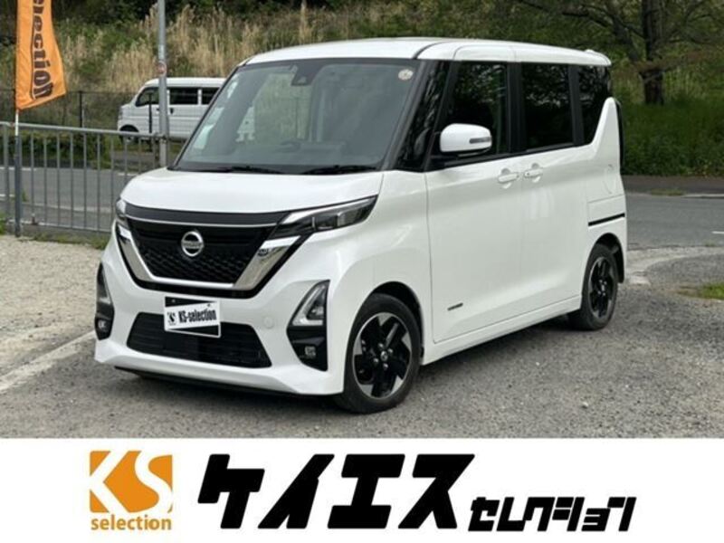 NISSAN ROOX