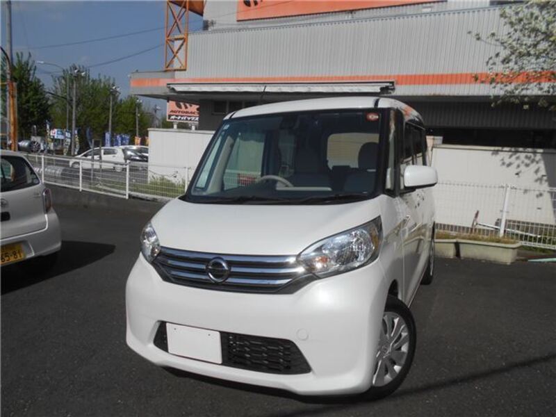 NISSAN DAYZ ROOX