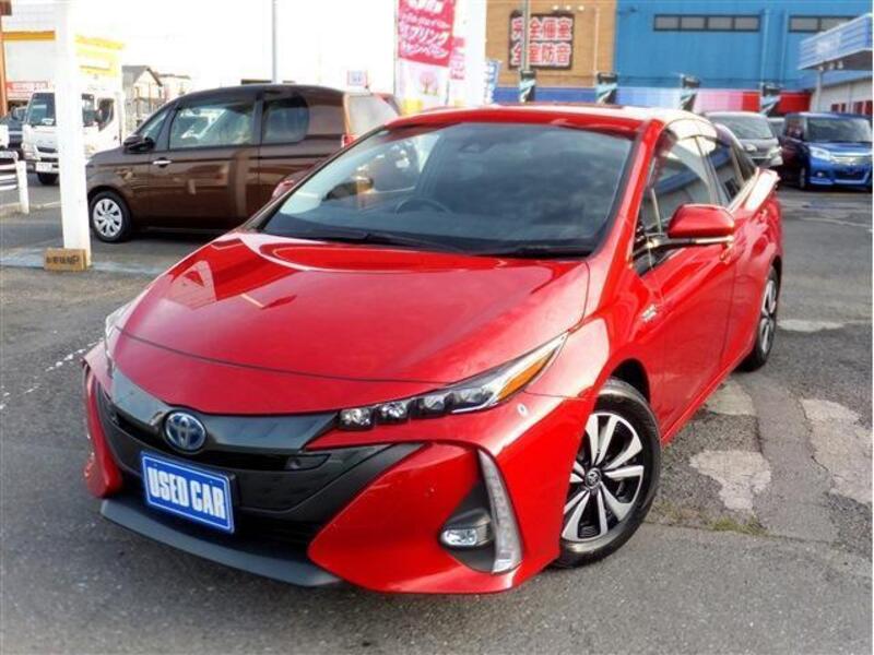 TOYOTA PRIUS PHV