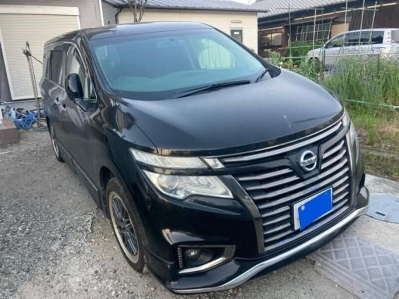 NISSAN ELGRAND