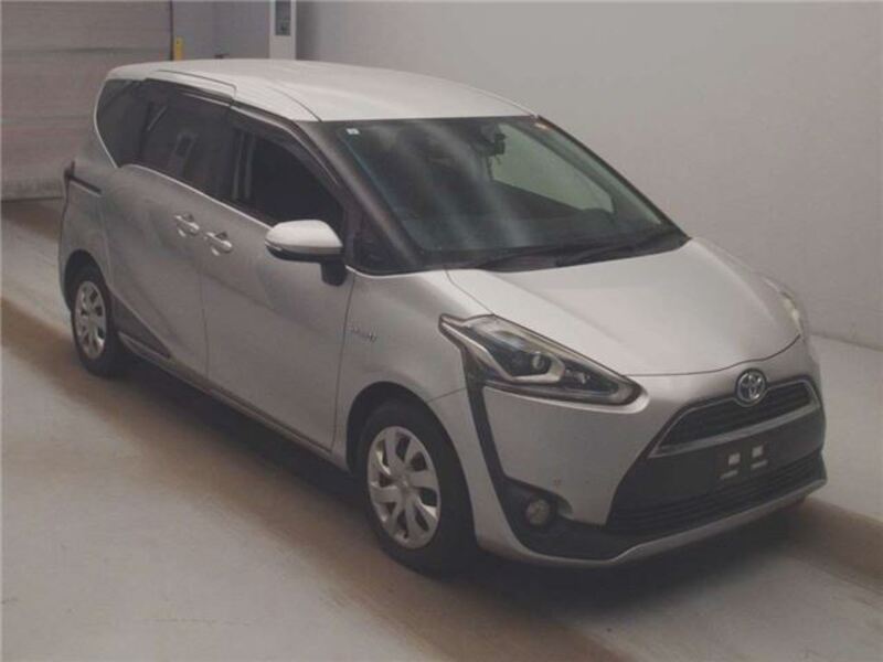 TOYOTA SIENTA