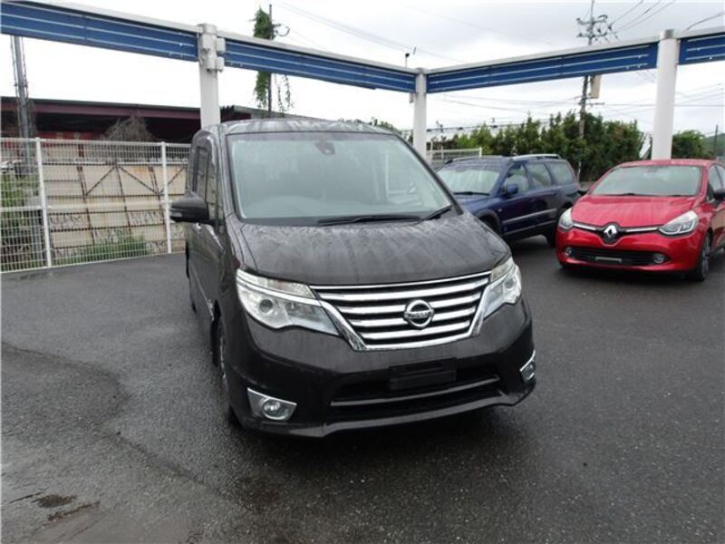 NISSAN SERENA