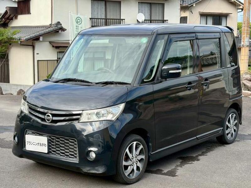 NISSAN ROOX