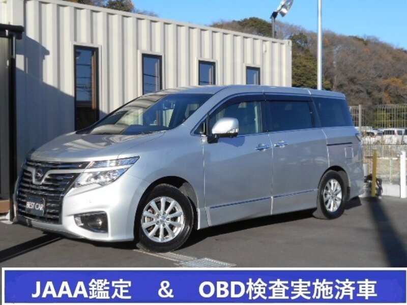 NISSAN ELGRAND