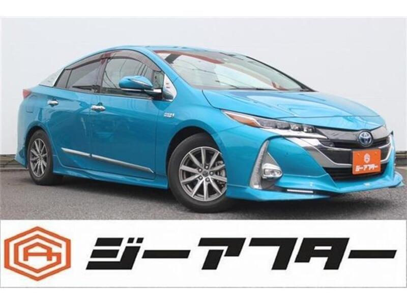 TOYOTA PRIUS PHV
