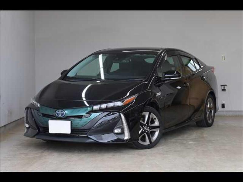 TOYOTA PRIUS PHV